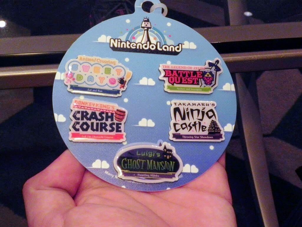 Broches do Nintendo Land